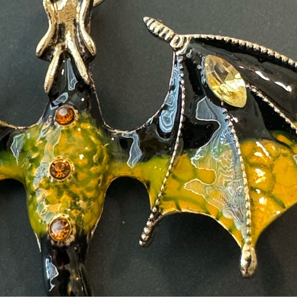 NWT Dragon Jeweled Keychain - Picture 5 of 12